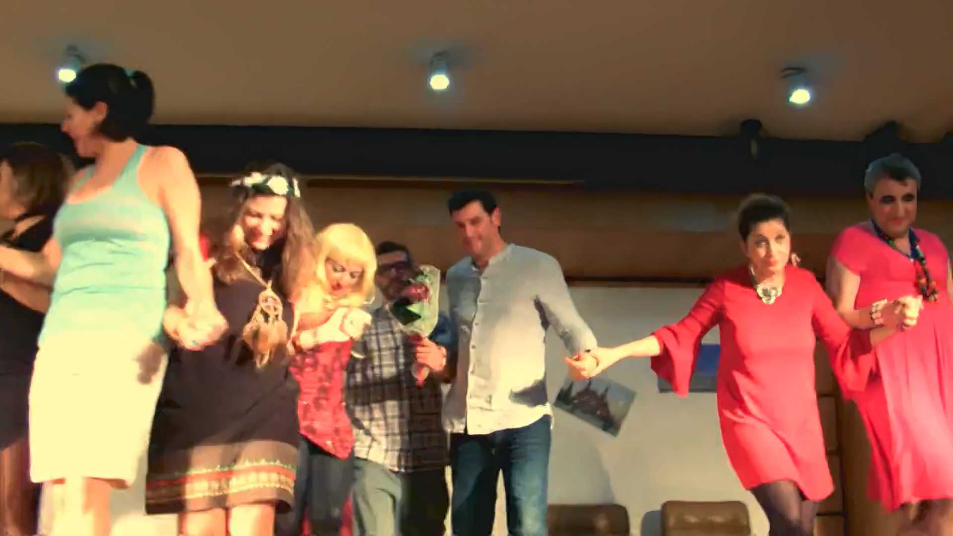 Procura-se...Teatro Color corrected